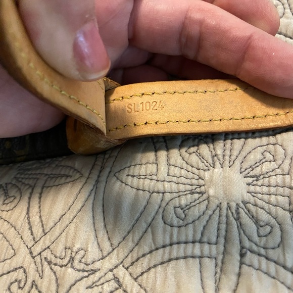 Luis Vuitton Baxter Leash GM - Picture 5 of 6